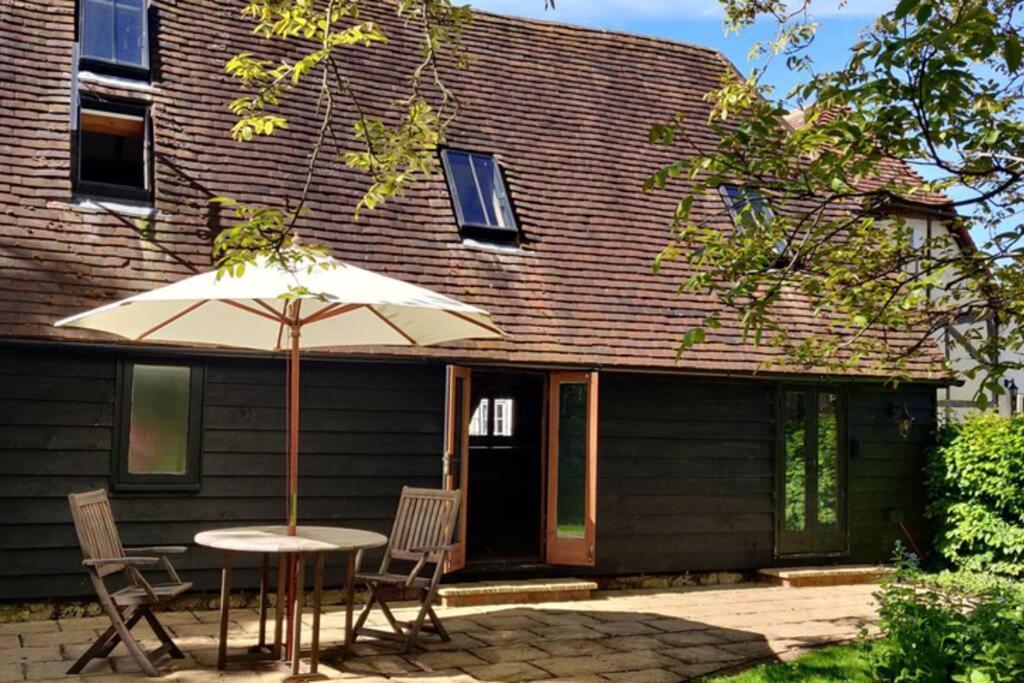 Cosy Listed Barn In Peaceful Country Village Granborough 외부 사진